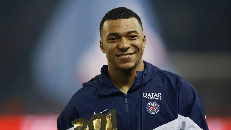 เอ็มบั๊ปเป้-"Mbappe"