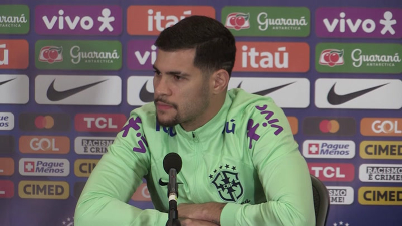 'กีมาไรซ์' ยันแฮปปี้ค้าแข้งพรีเมียร์ลีก-"Guimaraes confirms he is happy playing in the Premier League"